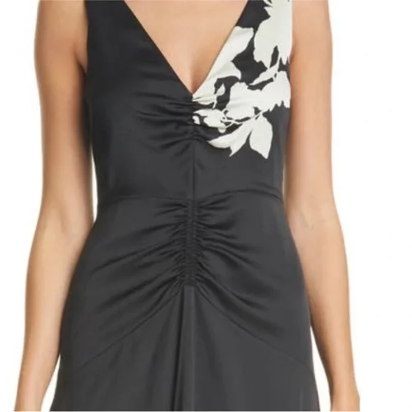 VINCE FLORAL RUCHED MIDI DRESS Size 6 - Picture 2 of 6